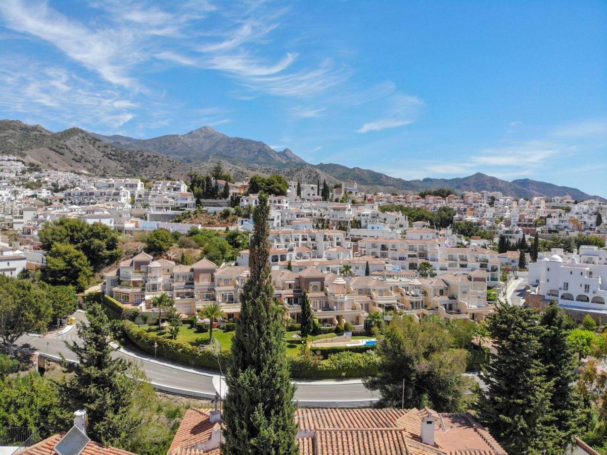 Nerja Paradise Rentals - Villa Ambar Екстер'єр фото