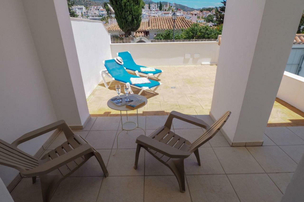 Nerja Paradise Rentals - Villa Ambar Екстер'єр фото