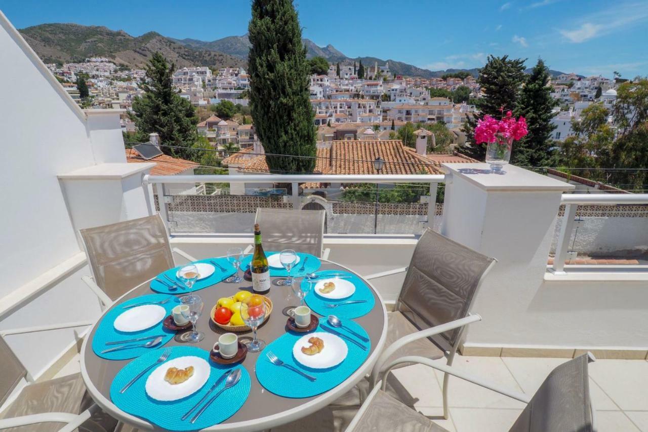 Nerja Paradise Rentals - Villa Ambar Екстер'єр фото